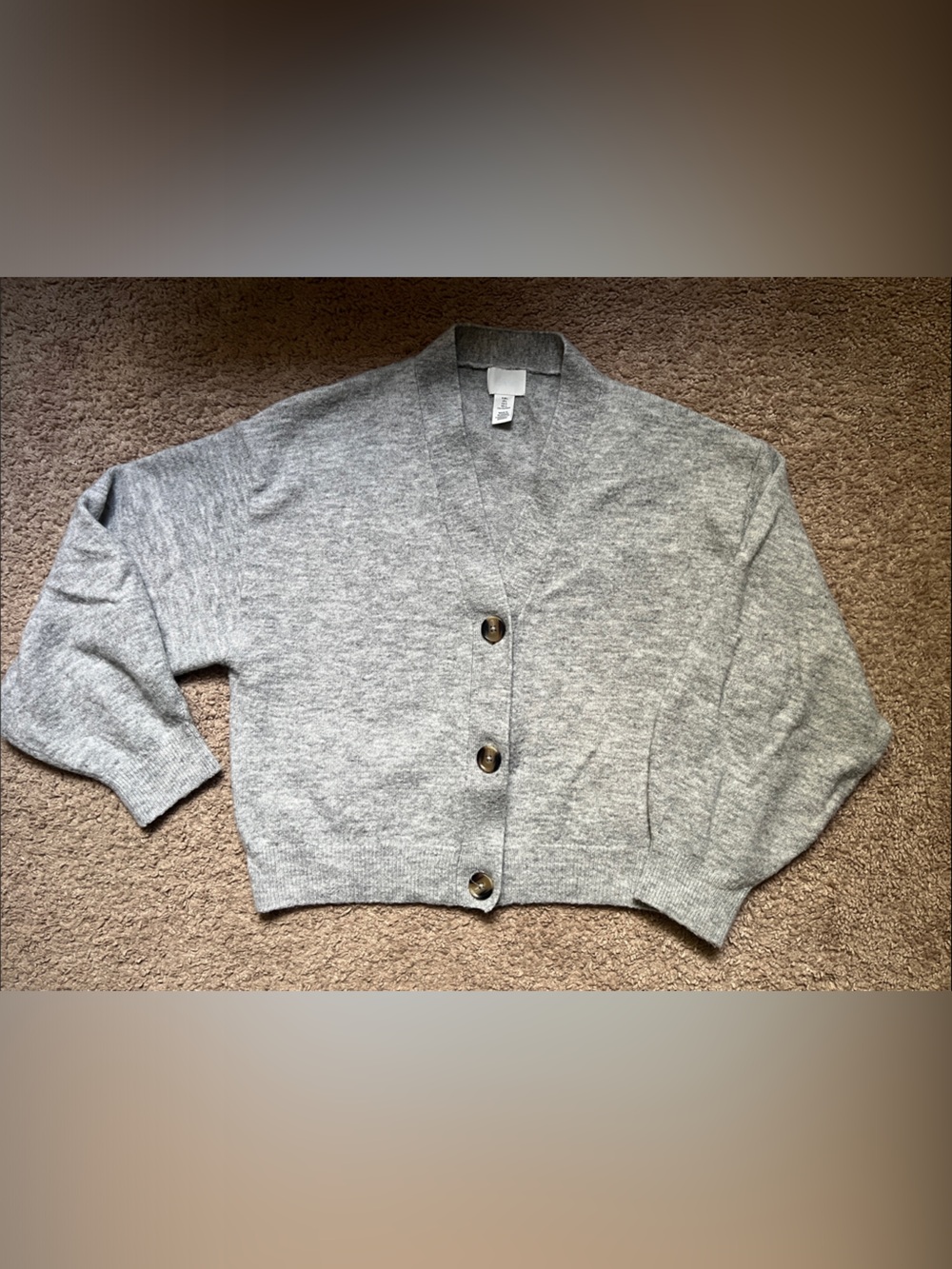 H&M Light Gray Button-Front Cropped Cardigan